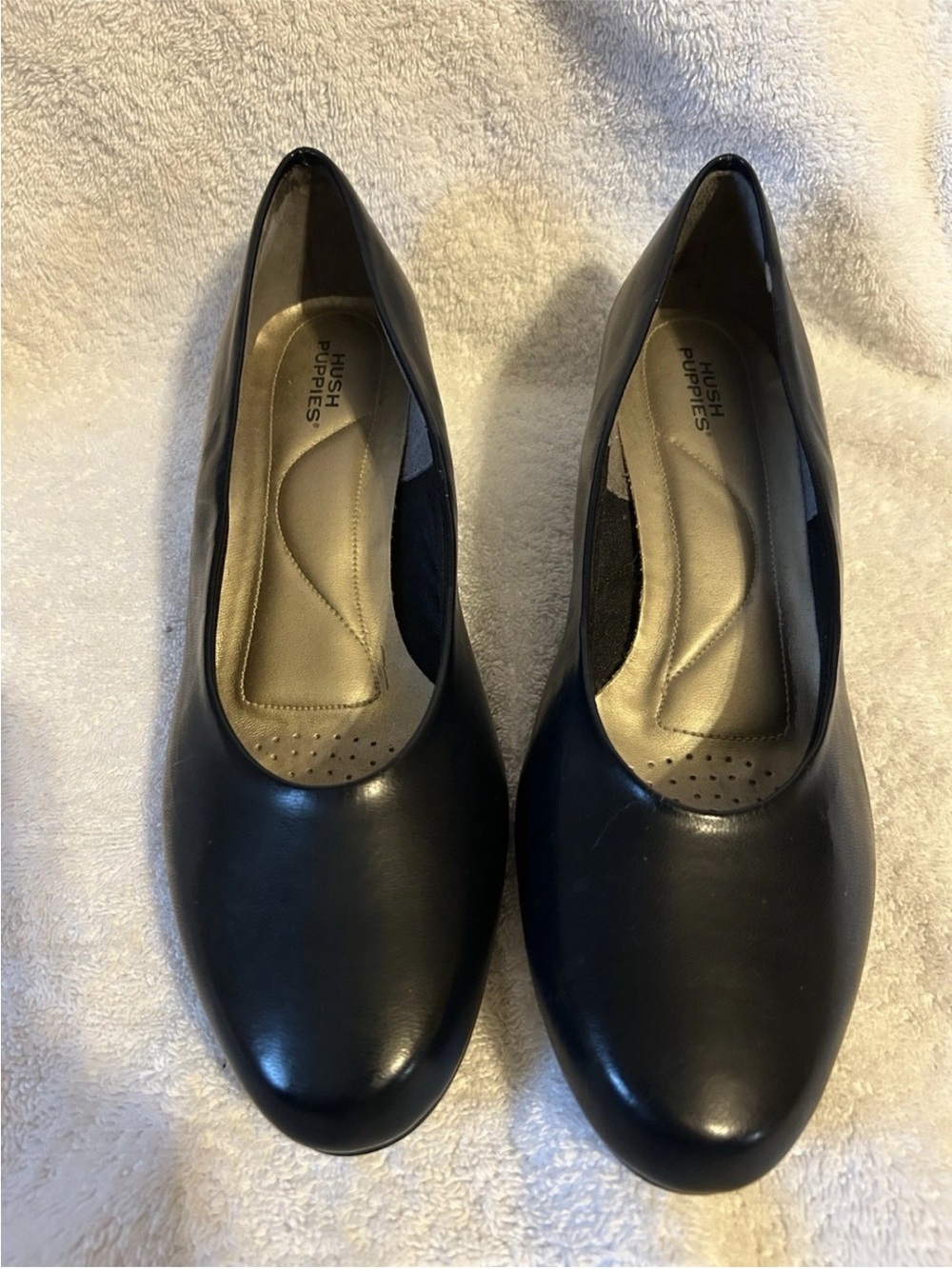 Hush Puppies Black Women's Leather Round-Toe Flats